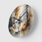 Dame die door een bos loopt ronde klok (Hoek)