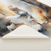 Dame die door een bos loopt sherpa deken (3/4)