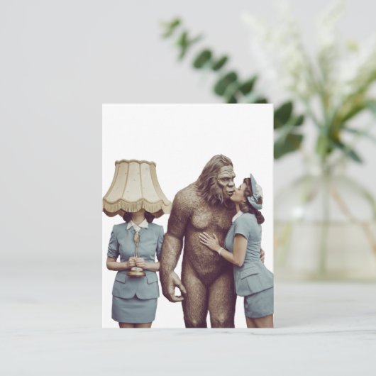  dame die Sasquatch kust Briefkaart (Staand voorkant)