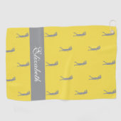 Dame Golfer Aangepaste Naam Patroon Geel Grijs Golfhanddoek (Horizontaal)