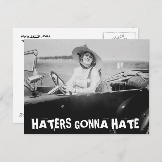 dame in auto-HATERS GONNA HATE Briefkaart (Voorkant / Achterkant)