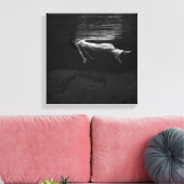 Dame in het water canvas afdruk (Insitu (Woonkamer))
