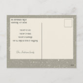  dame in sneeuw met kerstcadeautje feestdagenkaart (Achterkant)