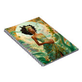 Dame in Surreal World Afro-Amerikaanse Kunst Notitieboek (Rechterzijde)