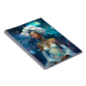 Dame in surrealistische wereld kosmische Afrikaans Notitieboek (Rechterzijde)