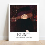 Dame met Pet en Veer Boa van Gustav Klimt Poster<br><div class="desc">Voeg een vleugje elegantie toe aan uw huis met dit prachtige poster van Gustav Klimt’s "Lady with Pet and Feather Boa." Dit portret is geschilderd in 1909 en toont een vrouw met een groot pet en een verenboa. Klimt produceerde een paar schilderijen van ongeïdentificeerde vrouwen, die geen opdracht tot werken...</div>