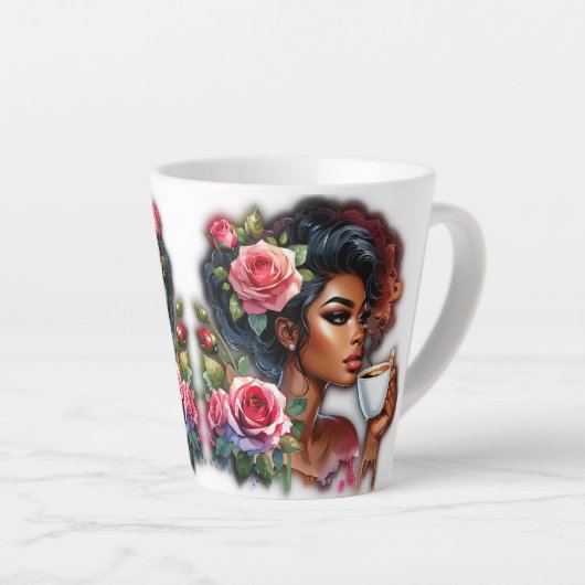 Dame met roze rozen Drink Latte Mok (Rechterhoek)