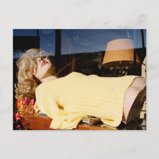 Dame Reclining Briefkaart