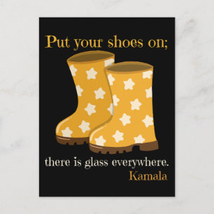 Dames doe je schoenen aan, er is overal glas feestdagenkaart