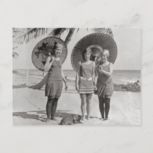 Dames op het strand, 1920 briefkaart