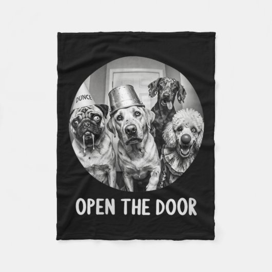 Dames Open De Deur Zombie Honden Grappig Halloween Fleece Deken (Voorkant)
