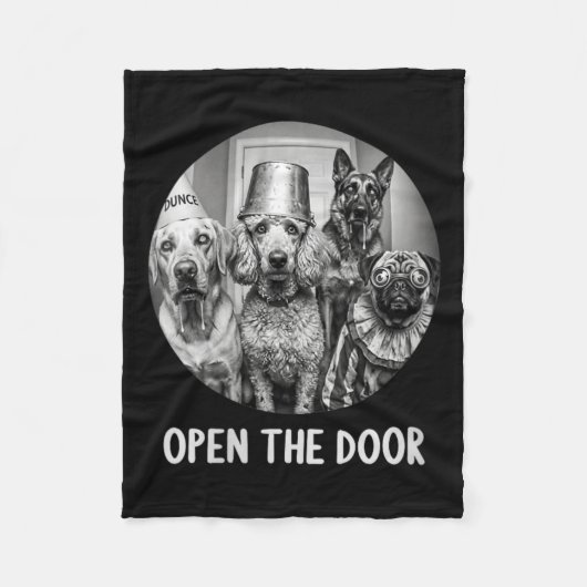Dames Open De Deur Zombie Honden Grappig Halloween Fleece Deken (Voorkant)