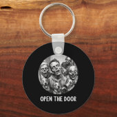Dames Open De Deur Zombie Honden Grappig Halloween Sleutelhanger (Voorkant)