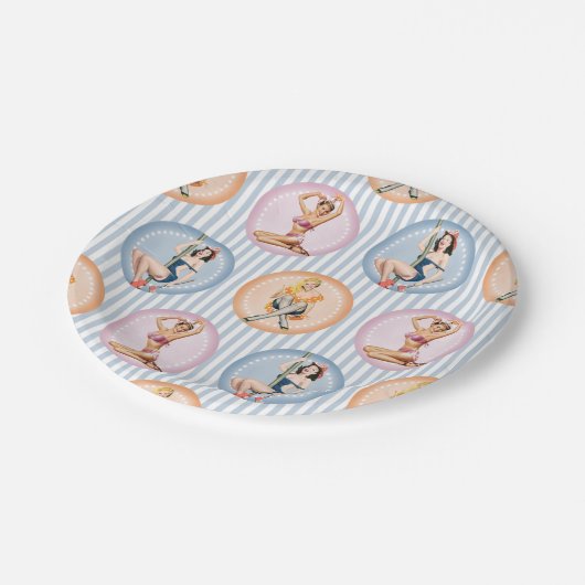 Dames opknappen - Retro-modellen pinups Papieren Bordje (Gekanteld)