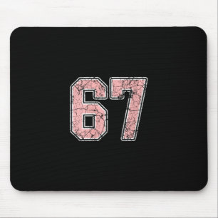 Dames roze en witte nummer 67 jersey speler tenue muismat
