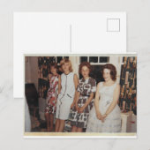 dames wachten op briefkaart (Voorkant / Achterkant)