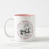 dameskringloop tweekleurige koffiemok (Links)