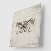 Dan zingt mijn brontekst op muziek vierkante klok (Hoek)