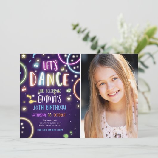 Dance Party Neon Glow Disco Verjaardagsuitnodiging Kaart (Staand voorkant)