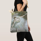 Dancer in Groen door Edgar Degas Tote Bag (Dichtbij)