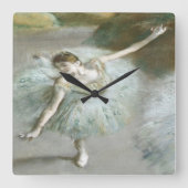 Dancer in Groen door Edgar Degas Vierkante Klok (Voorkant)