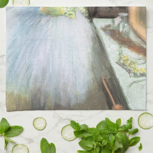 Dancer in haar kleedkamer door Edgar Degas Theedoek (Gevouwen)