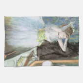 Dancer in haar kleedkamer door Edgar Degas Theedoek (Horizontaal)