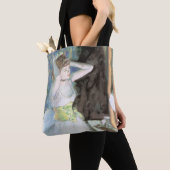 Dancer in haar kleedkamer door Edgar Degas Tote Bag (Dichtbij)