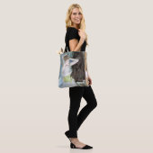 Dancer in haar kleedkamer door Edgar Degas Tote Bag (Op model)