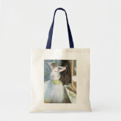 Dancer in haar kleedkamer door Edgar Degas Tote Bag (Voorkant)