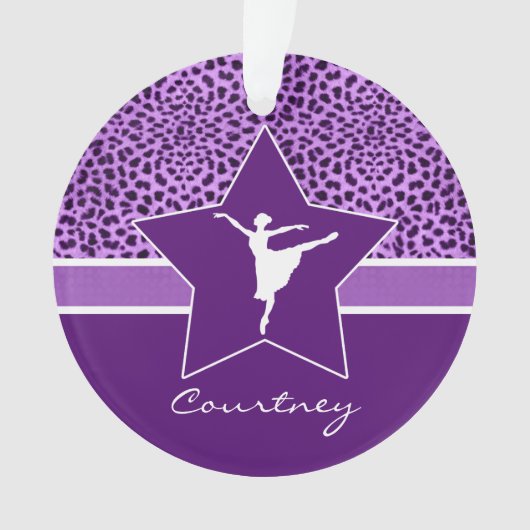Dancer in Paarse Cheetah Print met Monogram Ornament (voorkant)