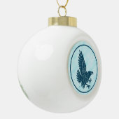 Dancing Blue Raven Keramische Bal Ornament (Links)