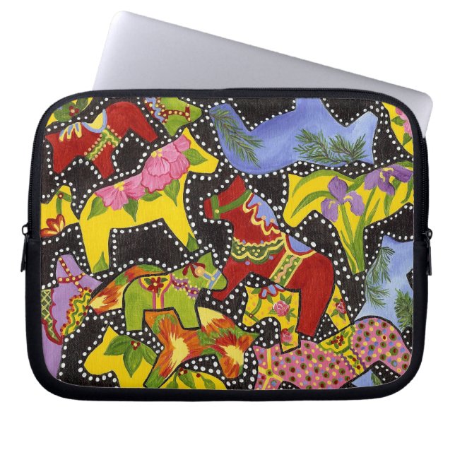 Dancing Dala Horses Electronics Sleeve (Voorkant)