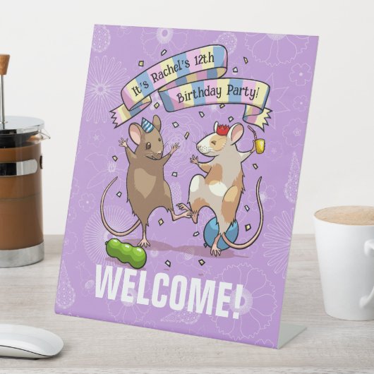 Dancing Mice Naam & Leeftijd Verjaardagsfeest Welk Reclamebord Met Voetstuk (Insitu)