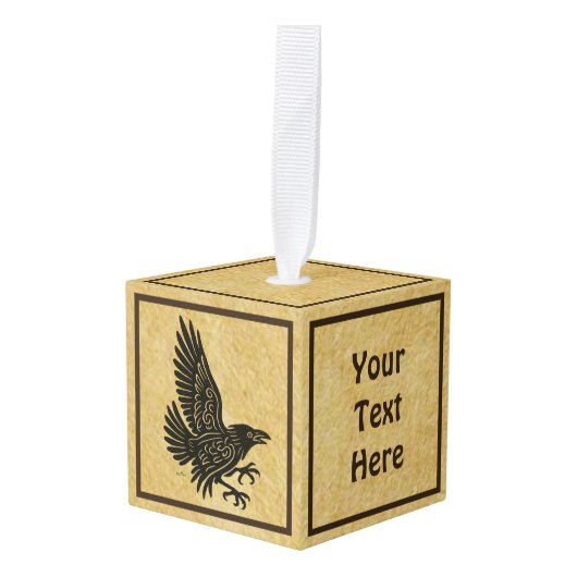 Dancing Norse Raven Decoratie (Voorkant hoekig)