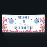 Dancing Queen Blauwe tegel bougainvillea vrijgezel Spandoek<br><div class="desc">Breng je gasten naar Griekenland met onze door bougainvillea geïnspireerde Dancing Queen sweet 16-collectie! Ervaar de aantrekkingskracht van de Middellandse Zee in elk detail van je sweet sixteen-feest. Geïnspireerd door de levendige kleuren en muzikale ritmes van Griekenland, zullen onze roze en blauwe bougainvillea-thema uitnodigingen en decoraties jou en je gasten...</div>