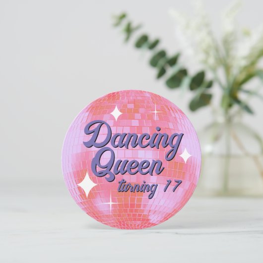 Dancing Queen draaien 17 Disco Ball uitnodiging (Staand voorkant)