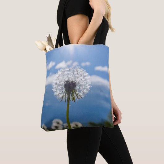 Dandelion in het licht tote bag (Dichtbij)