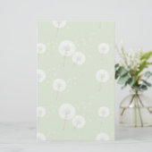 Dandelion Pattern on Green Background Briefpapier (Staand voorkant)