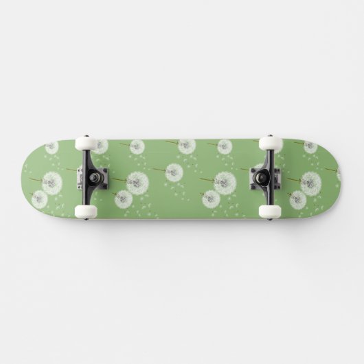 Dandelion Pattern on Green Background Skateboard (Horizontaal)