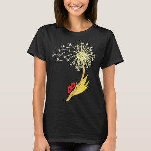 Dandelion Seeds Ladybug voor Gardener Herbalist T-shirt