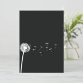 Dandelion Wish Black and White Wedding Invitation Kaart (Staand voorkant)