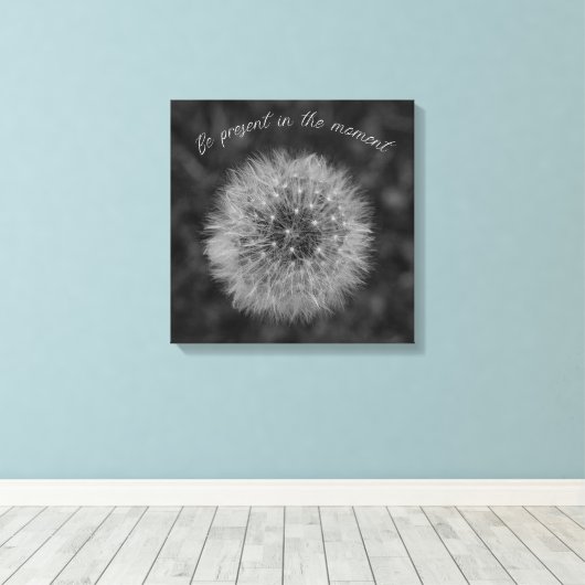Dandelion zaadkop. Wees op het moment Cadeau. Canvas Afdruk (Insitu (Houten vloer))