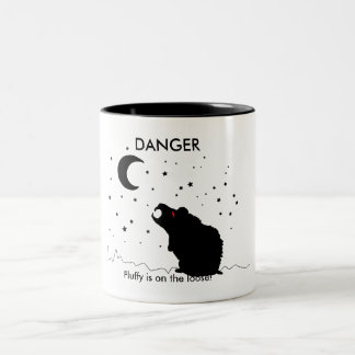 DANGER, Fluffy zit los. -mok Tweekleurige Koffiemok