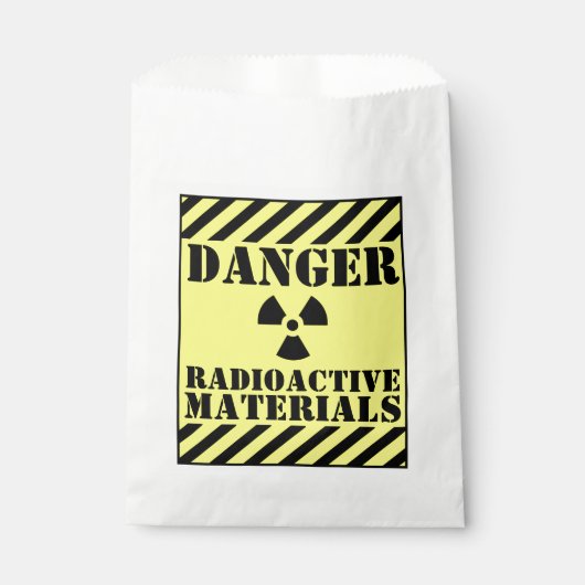 DANGER RADIOACTIVE MATERIALS TRICK OR TREAT BEDANKZAKJE (Voorkant)