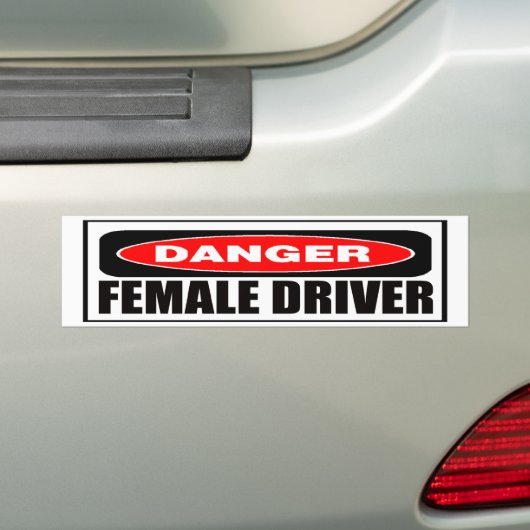 Danger Vrouw Driver Bumpersticker (Op auto)