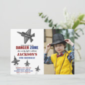 Danger Zone Fighter Jet Verjaardag Uitnodigingen f (Staand voorkant)