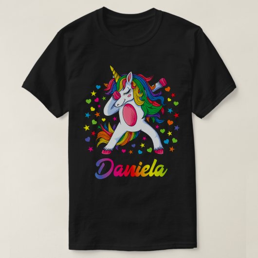 Daniela Dabbing Unicorn Rainbow Persoonlijke naam T-shirt (Design voorkant)