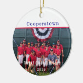 Dank je Coach – Cooperstown Aandenken Teamfoto Keramisch Ornament (Links)