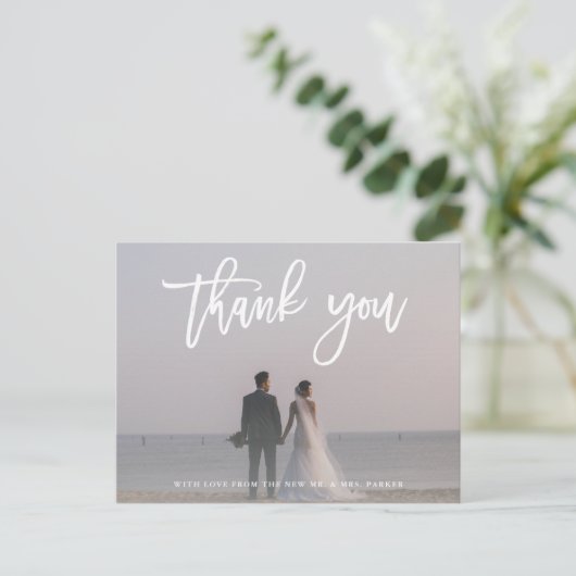 Dank je | Modern script met trouwfoto Briefkaart (Staand voorkant)
